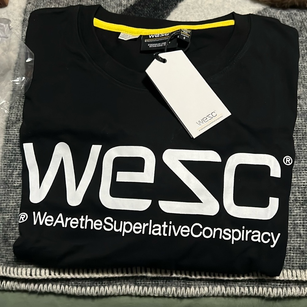 Wesc black Tshirt